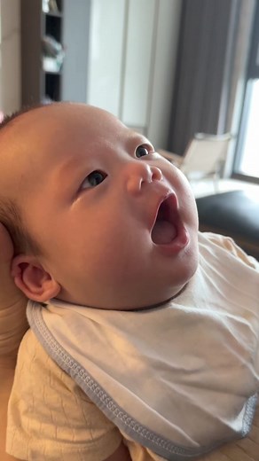 I’m so happy 🥰 #happybaby #goodmood #baby #fyp #babylife #babycute #cutebabies #babygirl #babyboy #lovelybaby #babylovers #reelsvideo #cutelittlebaby #babytime #cutebaby #littlebabies #cutebabies #babylovely #babyofthefamily #lovebabies | Cute little baby