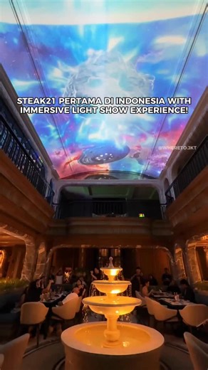 WHERE TO JAKARTA on Instagram: "STEAK21 TER-WOW 😍 Ini outlet terbaru @steak21_id di Senopati yang juga jadi stand alone outlet pertama di Jakarta! Bisa experience makan steak with immersive light show yang diputer tiap 30 menit, dan main arcade games, karaoke di VIP Roomnya!! Ada 3 lantai with 5 VIP rooms tanpa min. charge 🙌 Oh ya lagi ada diskon opening 50% off (tanpa min. & maks transaksa) pakai BCA sampai 21 Desember & kalau ada games hit the time di detik 2:10 bill semeja jadi gratis!! 😍