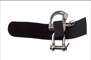 Add a layer of extra safety to your quick release shackles. This elegant solution offers a simple and effective way of securing your quick release shackles. Attach the shackle safety covers to your shackle using the velcro then you simply close the cover over the shackle whenever you put to. View Here 👇 https://www.harnessstuff.co.uk/collections/all/products/ideal-shackle-safety-cover | Riding and Harness Stuff