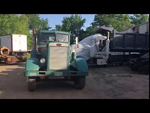 1959 Peterbilt 351 NH220 Cummins