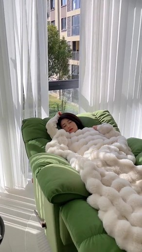 #diyhomedecor #sofa #home #home #fyp #homedecor #sofab #furniture #homeinterior