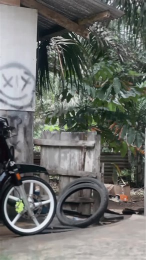 Honda EX5: Stup 🔵⚪ & Vietnam Spec