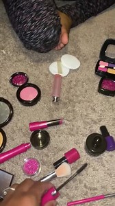 Watch Make up kit on Amazon Live