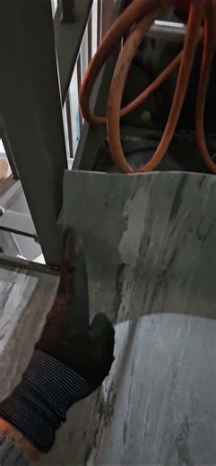 Fitting vinyl on steel stair with mini pvc cove former up the riser and nosing