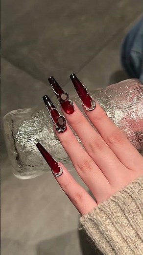 Vibrant Red Summer Nails 🔥 | Bold & Trendy Nail Art Ideas for 2025