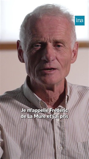 IL Y A 40 ANS ⏪ 22 septembre 1984. Près de Verdun, le président François Mitterrand et le chancelier allemand Helmut Kohl se prenaient la main. C’était à l’occasion des 70 ans de la Première guerre mondiale. Une scène symbolique immortalisée par un photographe : Frédéric de la Mure. | INA