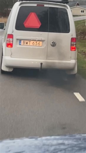 Hatar VW Caddy: ADHD och Bilens Utmaningar