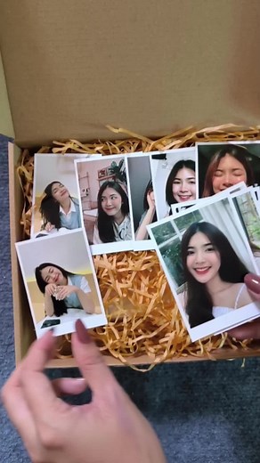 Surprise Box Set လေးပါ ရှင့် ဆက်သွယ်မှာယူလိုပါက page chatbox လေးနဲ့ Tg လေးမှာ လာရောက်မှာယူလို့ရပါတယ်နော် #suprisebox #suprise #giftideas #birthdaygift #anniversarygift #giftshop #frame #gift #suprisegift #myanmartiktok #onlineshopping #handmade