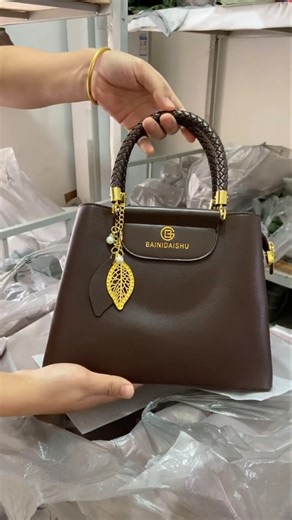 "Luxury Top Good-Quality Latest New Trending design ladies clutchbag " #shortsfeed