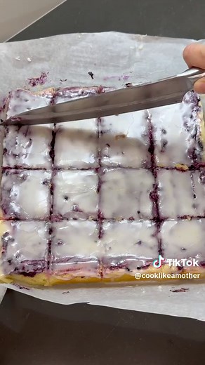 Lemon Blueberry Bars Recipe for Spring Desserts