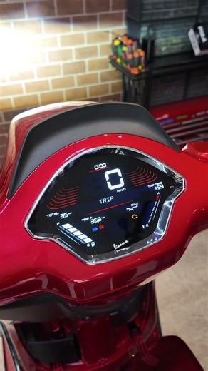 Vespa S180 TFT Gauge #CarbonMediaPH #Vespa #S180 #ScootMonkey