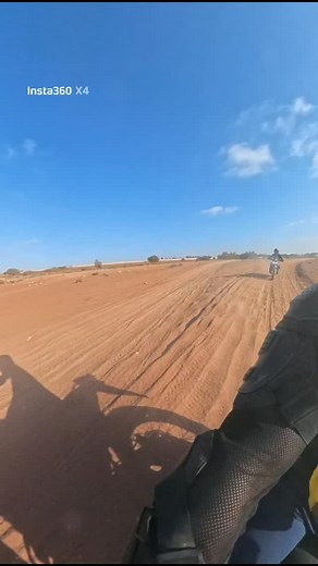 Expérience à vivre !!!! Excursion en moto dans le sable avec guide, roulage sur tout type de support et en bord de mer Réservation au 00212780285267 #desert #motos #roadtrip #motocycle #motocross #sahara #offroad #maroc #moto #location #italie #france #autriche #pologne #sable | location moto scooter agadir | Facebook