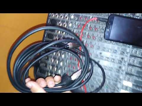 How to connect 2 amplified speakers to a mixer