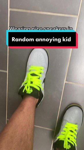 Back by popular demand #sneakers #sneakercomedy #sneakerhead #sneakercollector #sneakerskit #comedy #skit #funnyvids #randomannoyingkid #trainers #kicks #nikesb #clarkkent #112 #nikesbdunk #dunks #sneaker #jordans