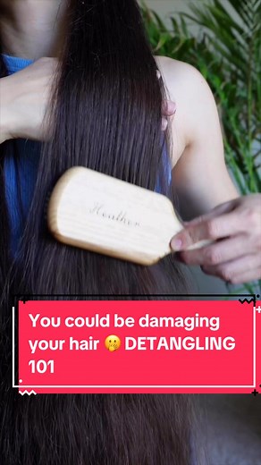 DETANGLE YOUR HAIR THE RIGHT WAY Wooden brushes are gentle, anti-static, distribute oils evenly, massage the scalp & are hypoallergenic. @Tek Brushes I’ve had my @tekbrushes for YEARS now and they’re still in amazing condition. You can now customize your brush too. Tek Brushes are hand made and sustainable! 💛 I love that they are so environmentally friendly. DETANGLING 101 ⭐️START at the ENDS & THEN move to the middle and finally the root. This will ensure LESS TANGLES & BREAKAGE. Remember to g