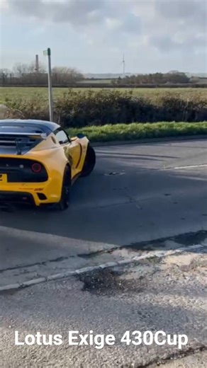 Lotus Exige 430 Cup - Titanium Exhaust and downshift