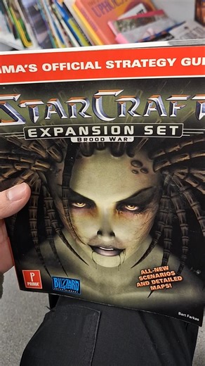 StarCraft Expansion set guide book collectible item #goldhunter137