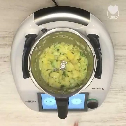 Zucchini-Kartoffel-Cremesuppe