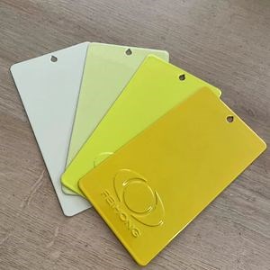 [Hot Item] Electrostatic Spraying Yellow Color Epoxy/Polyester Powder Coating Powder Paint