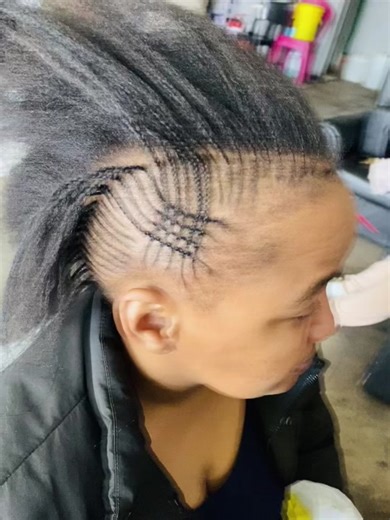 Snoop Dogg Transformation Time-lapse: Cornrows to Afro