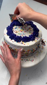 106K views · 295 reactions | transform your store bought cake into something beautiful! This trick is so easy, and makes your cake so pretty | Janelle & Kate | Facebook
