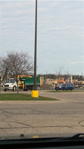 State Trooper Inspecting Commercial Vehicle #2 In Portage Michigan 3-25-2026