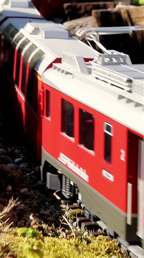 Bernina Express #gartenbahn #gardenrailway #rhb