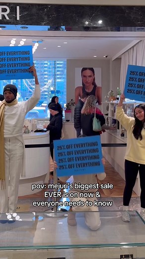 Do you think people noticed??? Shop Mejuri’s biggest sale right now, in-store and online.