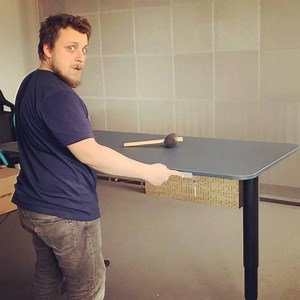 169K views · 7.5K reactions |  Új Tech asztal!  Nehogy már le kelljen hajolni  #wearethevr #highlife #sneakpeak | Virtuális Valóság & VR Gaming | Facebook