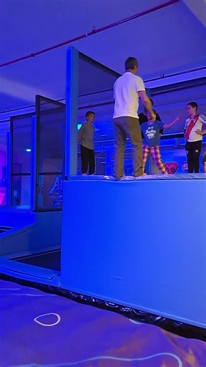 ¡Vive la Diversión en Altitude Trampoline Park 2024!