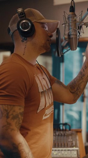First teaser (Thank God) with my wife Katelyn Brown ❤️ so excited 🔥releasing this Friday with my album different man!!http://kb.lnk.to/differentman | Kane Brown