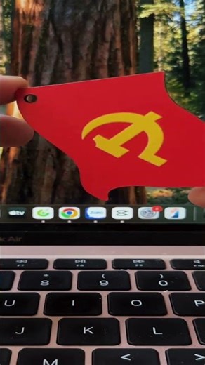 Chiếc móc khóa đang được săn tìm nhiều nhất trong tháng này 🇻🇳 #hamet #móckhóalácờviệtnam