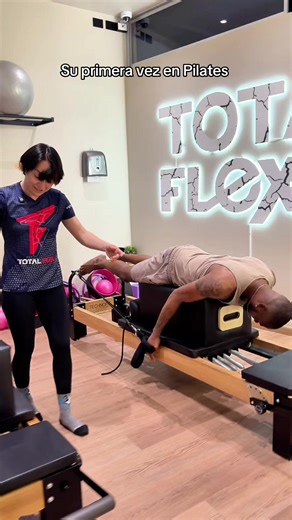 Pilates con Justin Mina en la Gran Casita de Loja