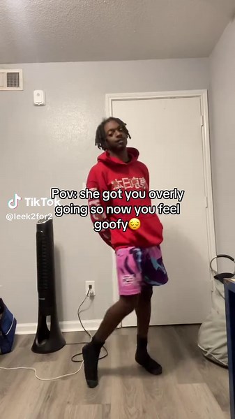 dreadheadpinkbeats💕 (@leek2for2)’s video of goofy
