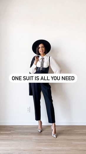 81K views · 2.6K reactions | One Suit for the Entire Week- You can definitely do the same suit the entire week and it can look completely different! It’s all about how you style it #thestylisttwins #yycstylist #personalshoppers #falloutfit #fall2023 #ootd #fashiontoday #outfitoftheday #blacksuit #workwear #canadianinfluencer | the_stylist_twins | Facebook