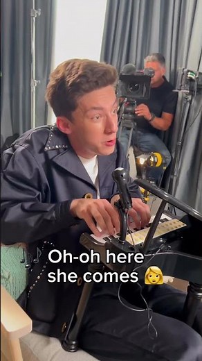 Our toxic trait is thinking we could do this too 💅🎹 #NoHardFeelings #AndrewBarthFeldman #ManEater