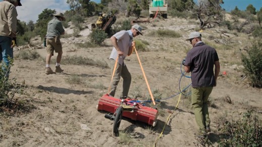 GPR score! 😮 Scanning for an alternate entrance into the cave system, the team makes a shocking discovery. Catch Mystery at #BlindFrogRanch, Thursday at 10/9c on TRVL! | Travel Channel
