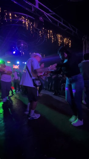 Baile cumbia sonidera: pasos fáciles y ritmo