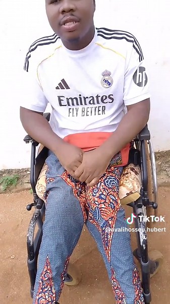 Appel à la solidarité Bonjour à toutes et à tous, Depuis trois mois, j'ai lancé un appel à la solidarité pour m'aider à faire face aux conséquences d'un grave accident de la circulation survenu en 2013. Depuis ce jour, je vis avec un handicap qui m'empêche de marcher normalement et qui nécessite des soins médicaux importants. Malheureusement, malgré les efforts déployés et les nombreuses sollicitations, l'élan de solidarité n'avance pas comme espéré. Les besoins restent énormes et mes moyens son