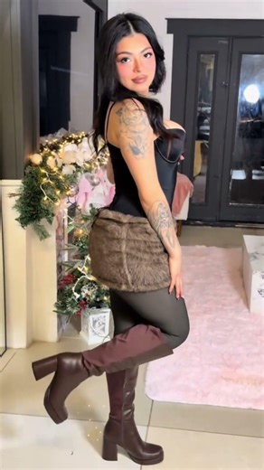 The shaper you won't want to hide. 🎀 Customize your fit and enjoy a seamless look under any outfit.