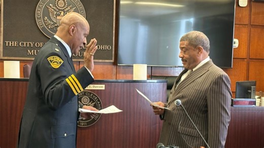 Reginald Holcomb sworn in as East Cleveland's new acting police chief