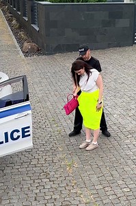 Taxi Mishap Rips Dress, Cop Saves the Day 👗🚓❤️ | Crafty Panda