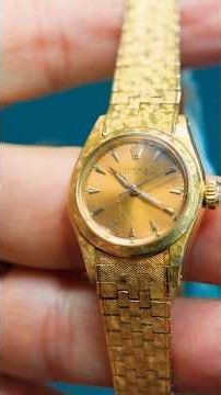 VINTAGE GOLD WATCHES