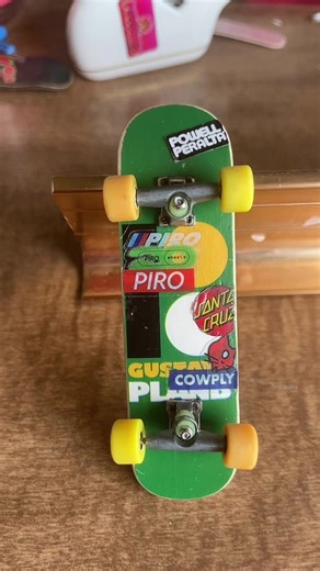 Reshape Pro Tech Deck with Cruiser Wheels