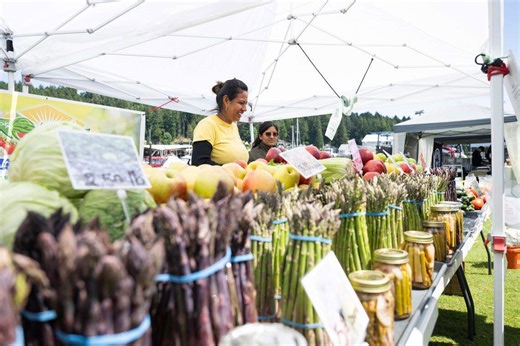 Farmers market season is starting. Here's where to find them in Pierce County