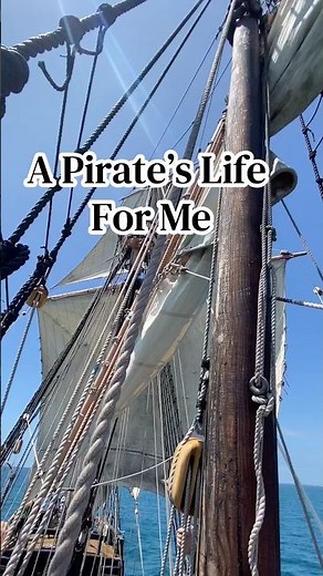 The freedom of the open sea on a 16th-century galleon 🏴‍☠️