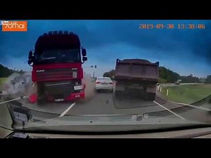 Dash Cam Car Crash Compilation 2020 | #11