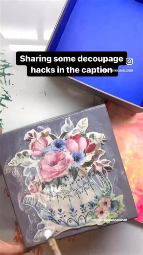 Makeover time for this cardboard box using the decoupage technique...