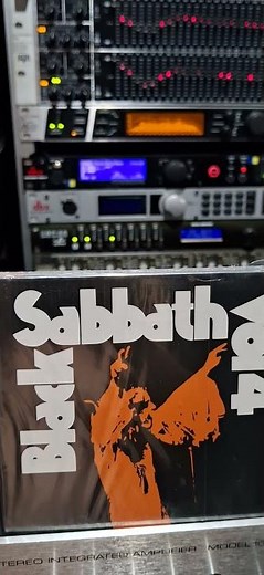 Black Sabbath - Wheels of Confusion (1972) #mestresdorock