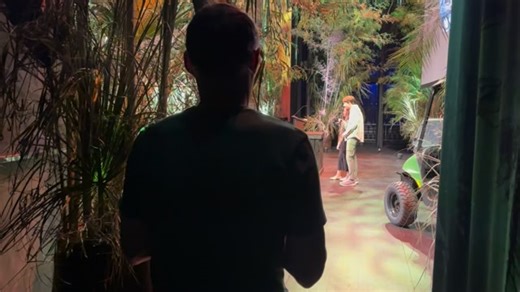 Thanks @sewe and the passionate wildlife lovers from across our country who gathered together in celebration of nature and art! I so enjoyed meeting you and sharing the wild wonders of our planet with your families! Remember, you can't protect what you do not love, and you'll never love it, if you don't know it, so help your children discover our natural treasures, empowering them to be tomorrow's environmental stewards! #adventure #fun #journey #discovery #nature | Jeff Corwin